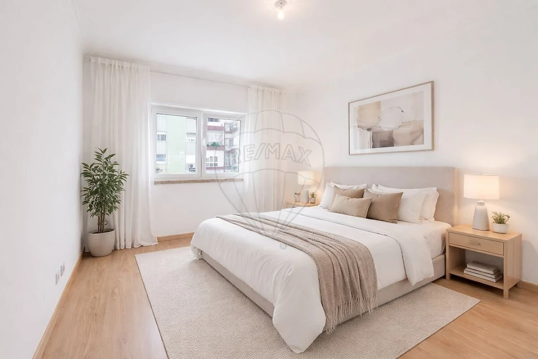 Apartamento T2 para Venda em Sacavém e Prior Velho Foto 1