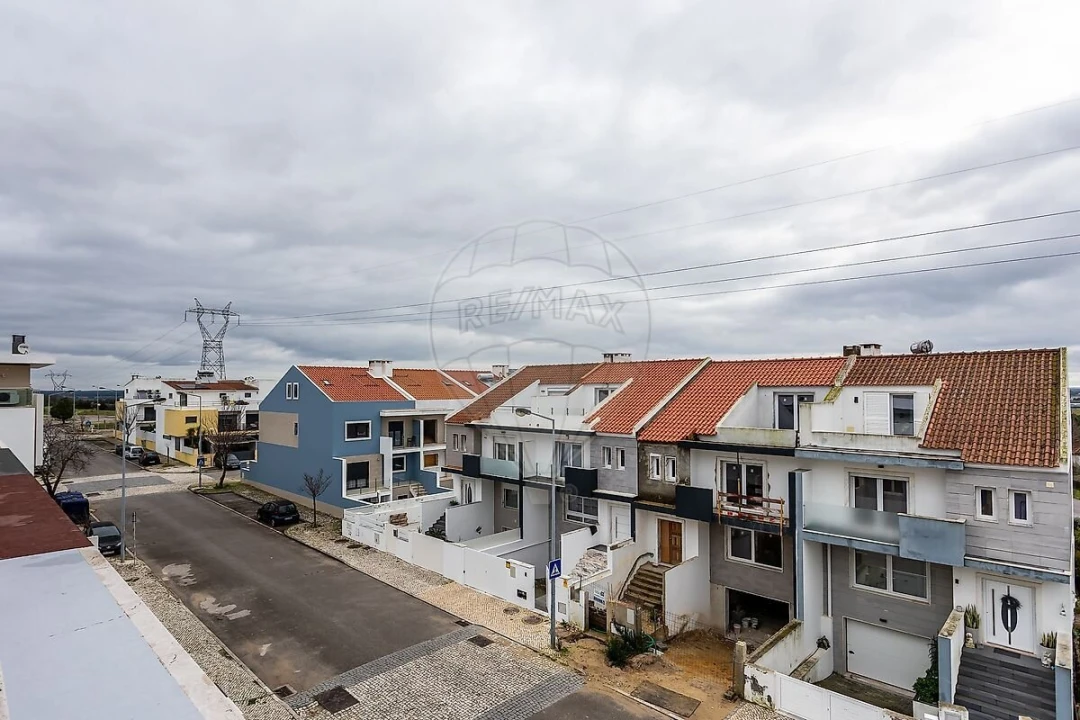 Moradia T3 para Venda em Atalaia e Alto Estanqueiro-Jardia Foto 40