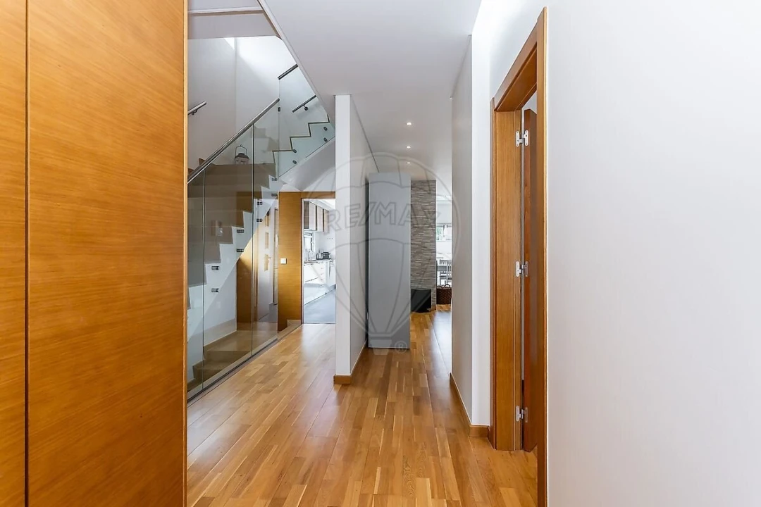 Moradia T3 para Venda em Atalaia e Alto Estanqueiro-Jardia Foto 2