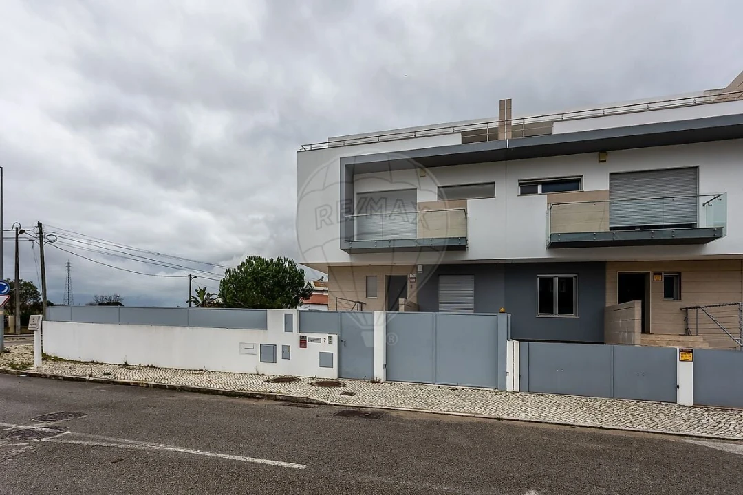 Moradia T3 para Venda em Atalaia e Alto Estanqueiro-Jardia Foto 45