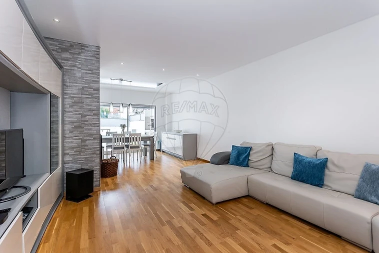 Moradia T3 para Venda em Atalaia e Alto Estanqueiro-Jardia Foto 9