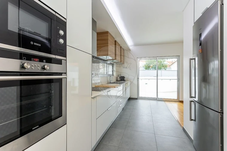 Moradia T3 para Venda em Atalaia e Alto Estanqueiro-Jardia Foto 13