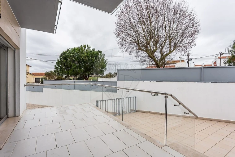 Moradia T3 para Venda em Atalaia e Alto Estanqueiro-Jardia Foto 18