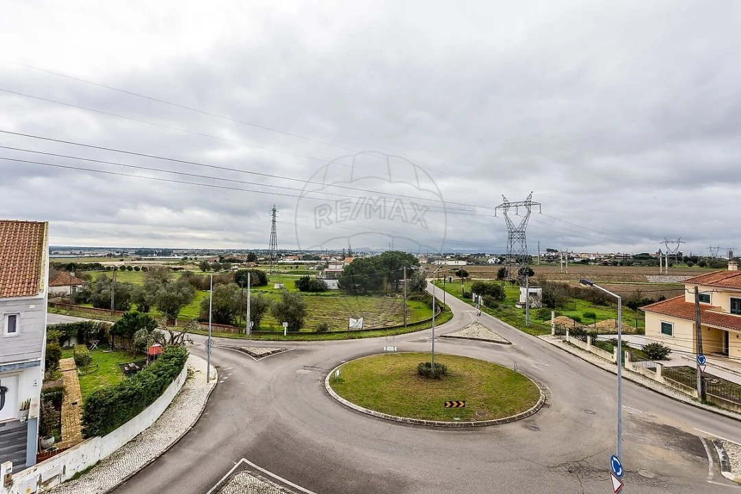 Moradia T3 para Venda em Atalaia e Alto Estanqueiro-Jardia Foto 42