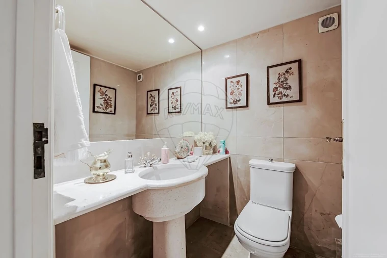 Moradia T4 para Venda em Oeiras e São Julião da Barra, Paço de Arcos e Caxias Foto 15