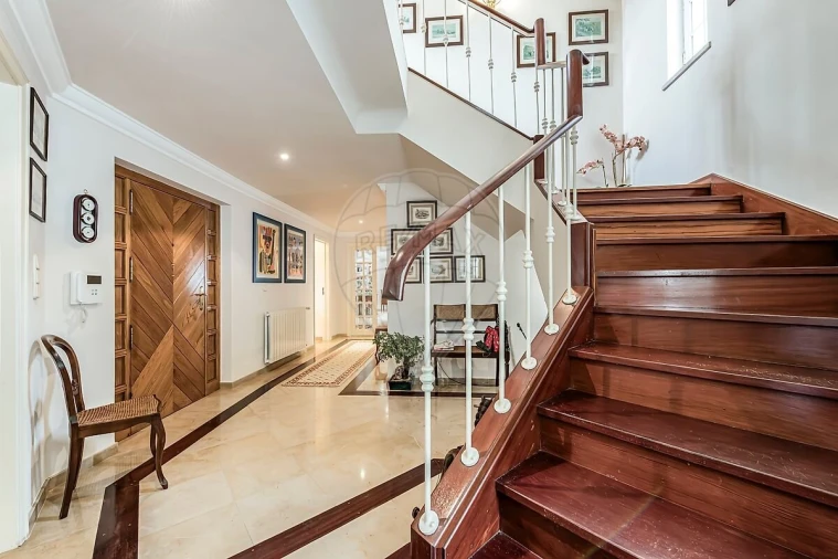 Moradia T4 para Venda em Oeiras e São Julião da Barra, Paço de Arcos e Caxias Foto 18