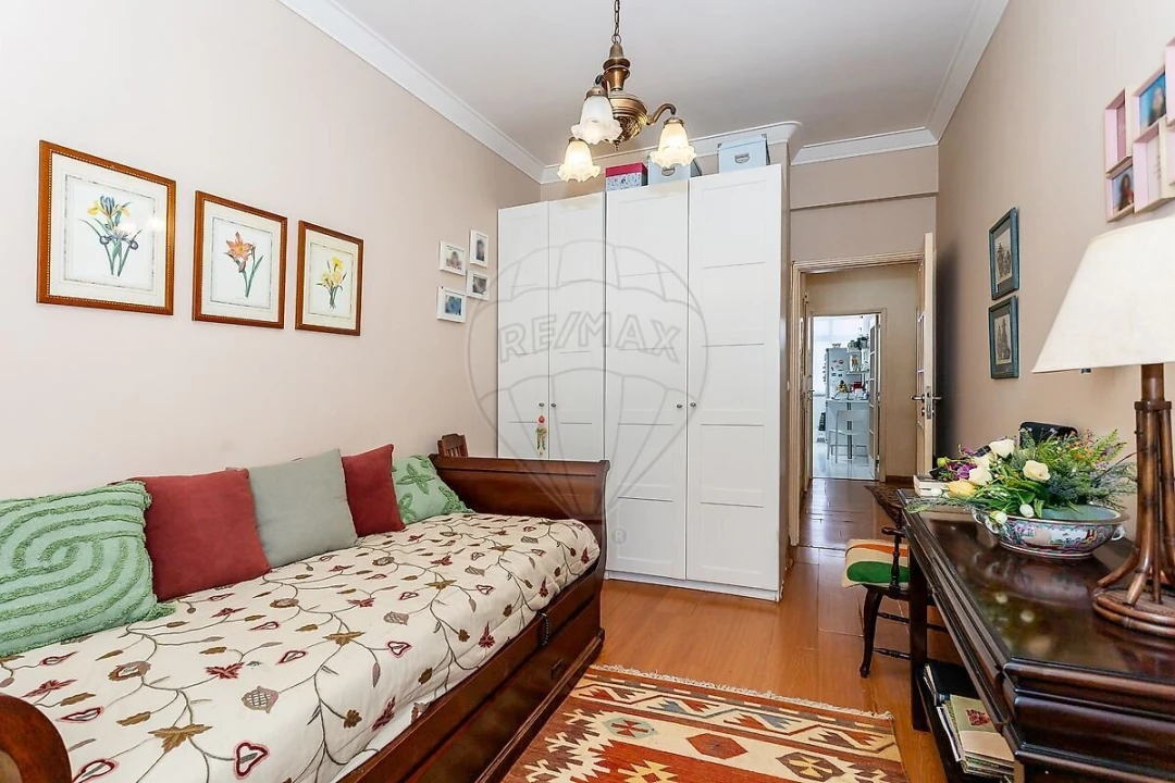 Apartamento T2 para Venda em Algés, Linda-A-Velha e Cruz Quebrada-Dafundo Foto 6