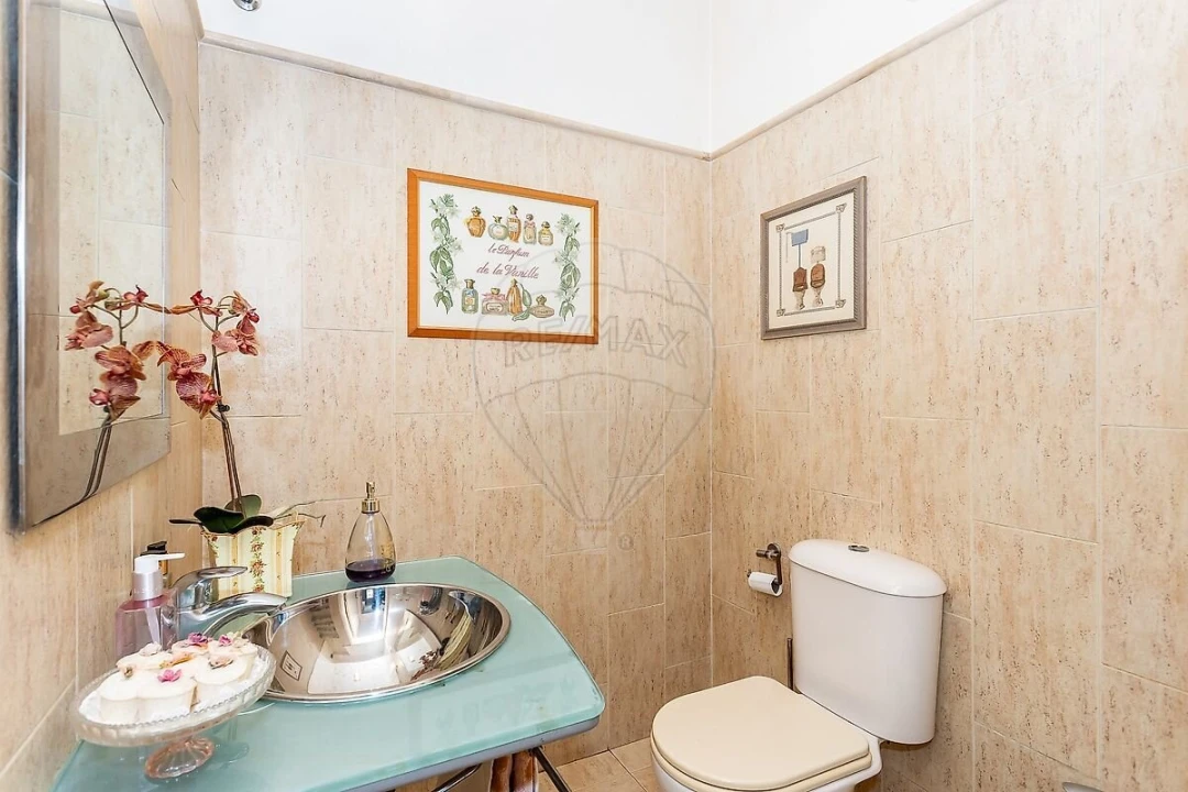 Apartamento T2 para Venda em Algés, Linda-A-Velha e Cruz Quebrada-Dafundo Foto 7