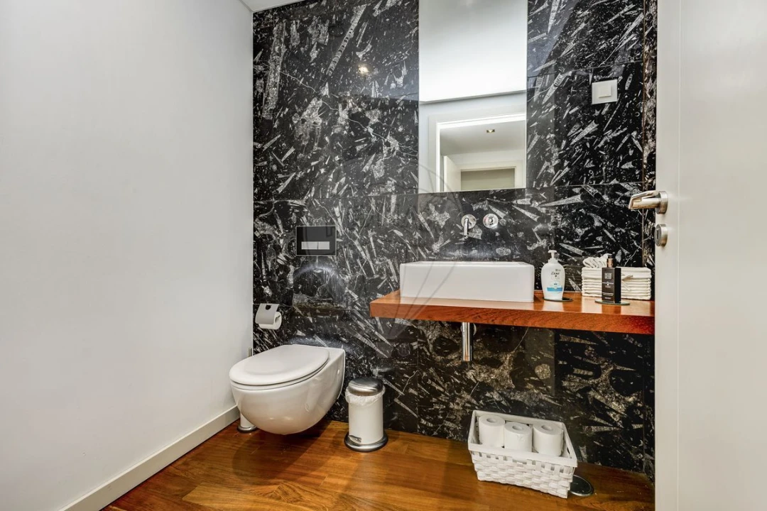 Apartamento T4 para Venda em Sacavém e Prior Velho Foto 24