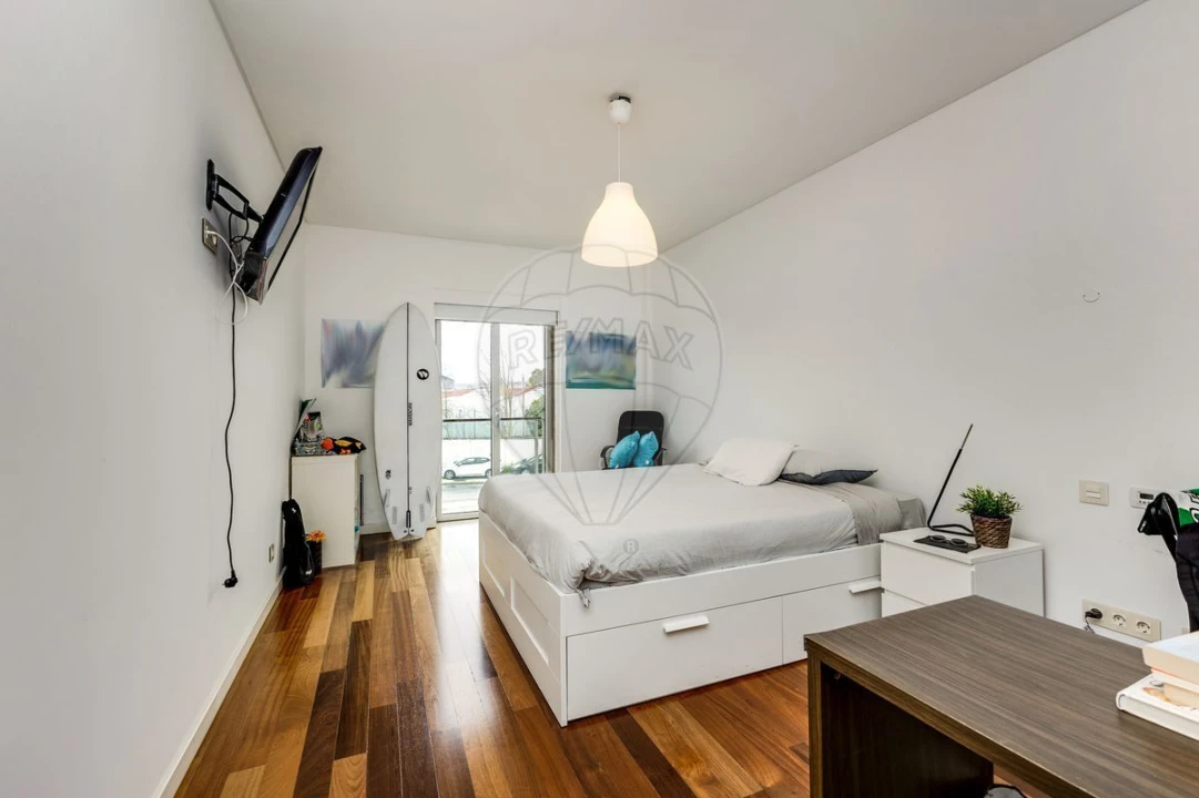 Apartamento T4 para Venda em Sacavém e Prior Velho Foto 41