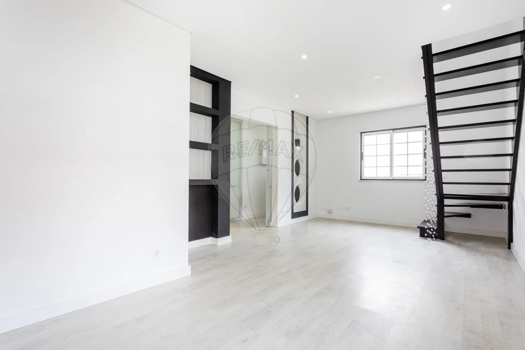 Moradia T1 para Venda em Montijo e Afonsoeiro Foto 5