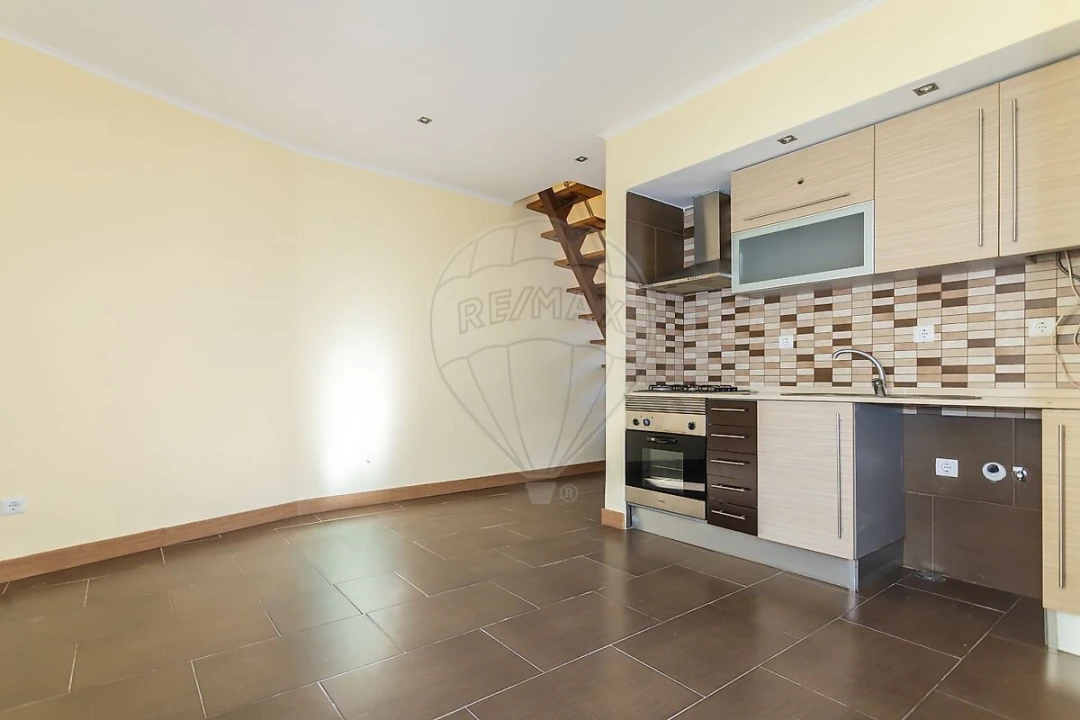 Moradia T1 para Venda em Barreiro e Lavradio Foto 3