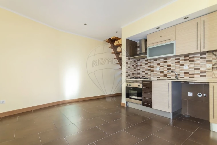 Moradia T1 para Venda em Barreiro e Lavradio Foto 3