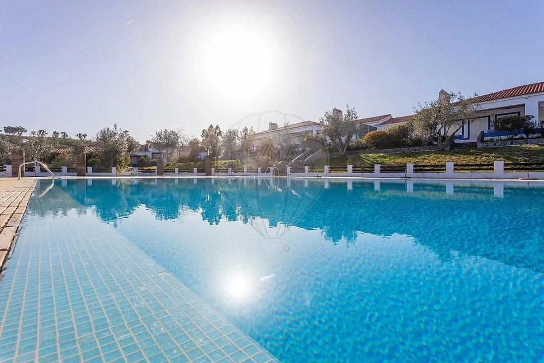 Moradia T3 para Venda em Santa Maria do Castelo e Santiago e Santa Susana Foto 16