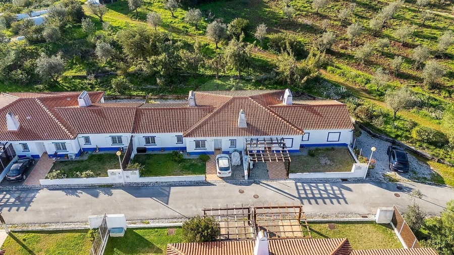 Moradia T3 para Venda em Santa Maria do Castelo e Santiago e Santa Susana Foto 4