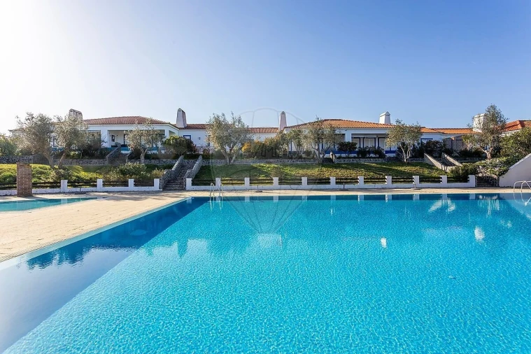 Moradia T3 para Venda em Santa Maria do Castelo e Santiago e Santa Susana Foto 14