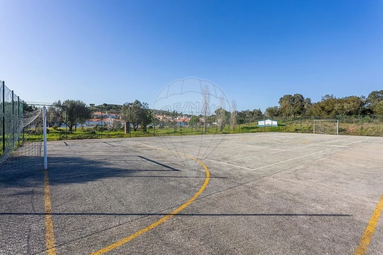 Moradia T3 para Venda em Santa Maria do Castelo e Santiago e Santa Susana Foto 10