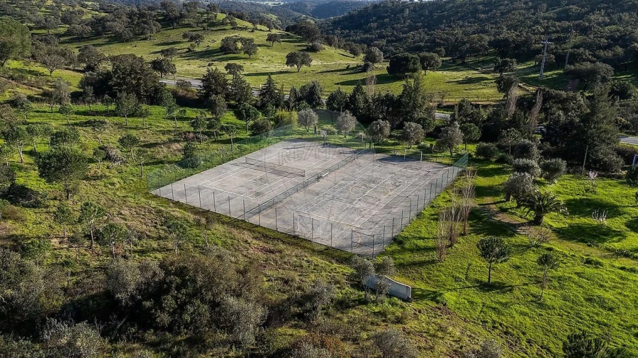 Moradia T3 para Venda em Santa Maria do Castelo e Santiago e Santa Susana Foto 8