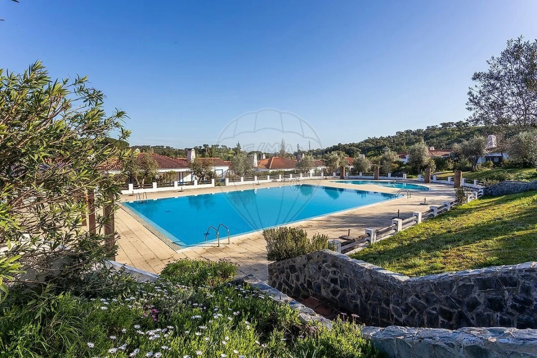 Moradia T3 para Venda em Santa Maria do Castelo e Santiago e Santa Susana Foto 17