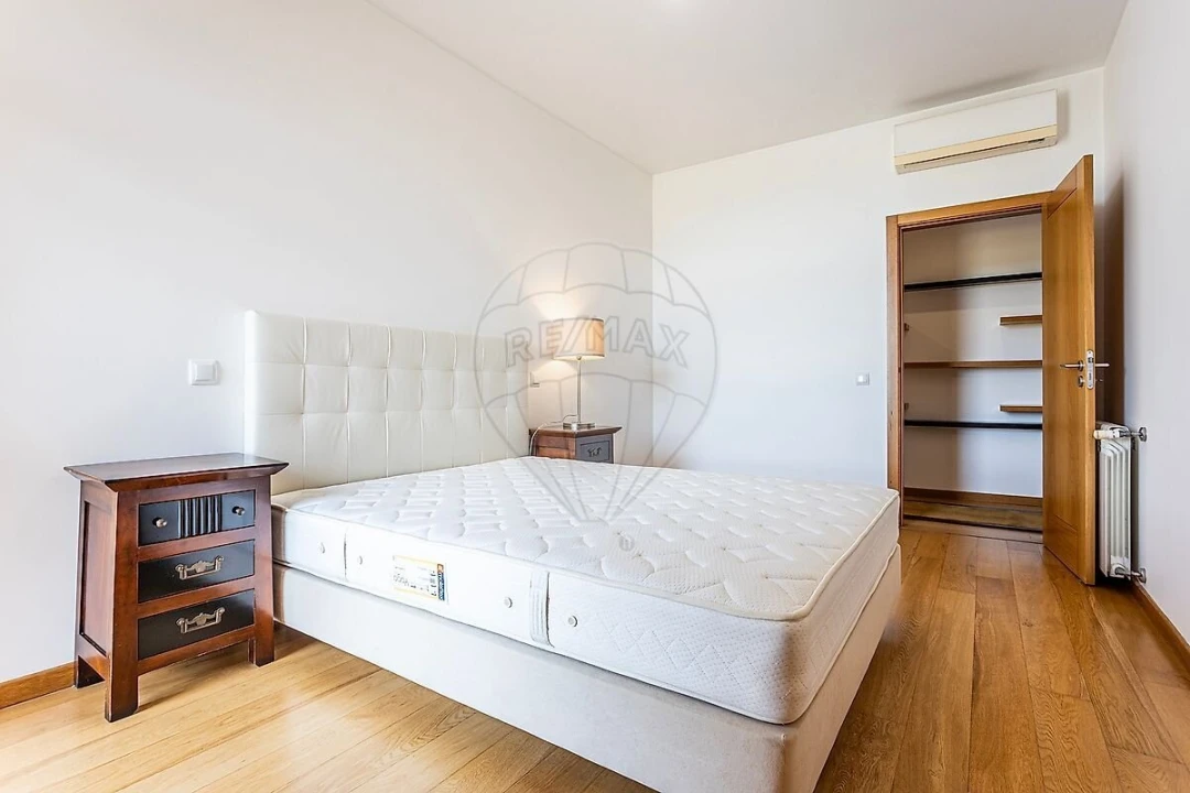 Apartamento T4 para Venda em Santa Maria e São Miguel, São Martinho, São Pedro Penaferrim Foto 28