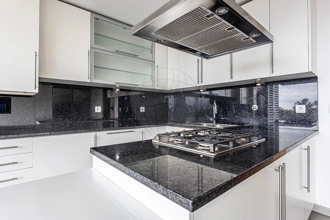 Apartamento T4 para Venda em Santa Maria e São Miguel, São Martinho, São Pedro Penaferrim Foto 20