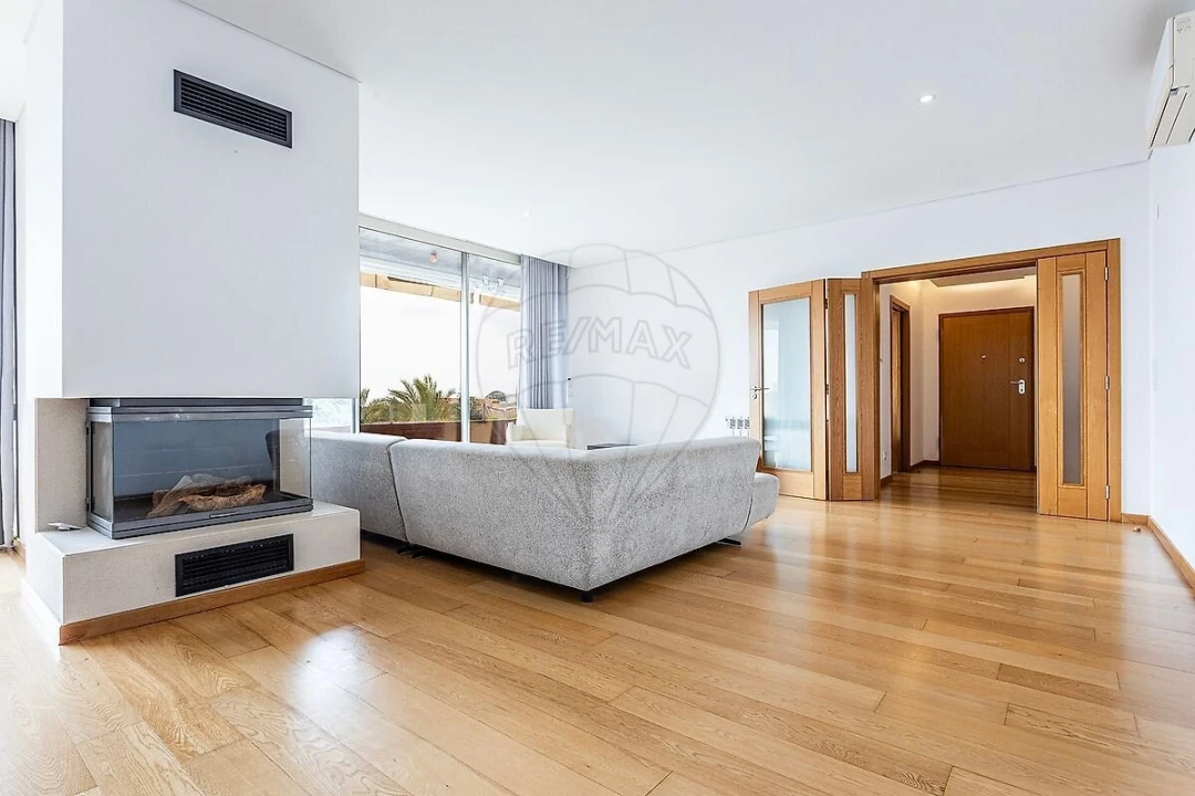 Apartamento T4 para Venda em Santa Maria e São Miguel, São Martinho, São Pedro Penaferrim Foto 8