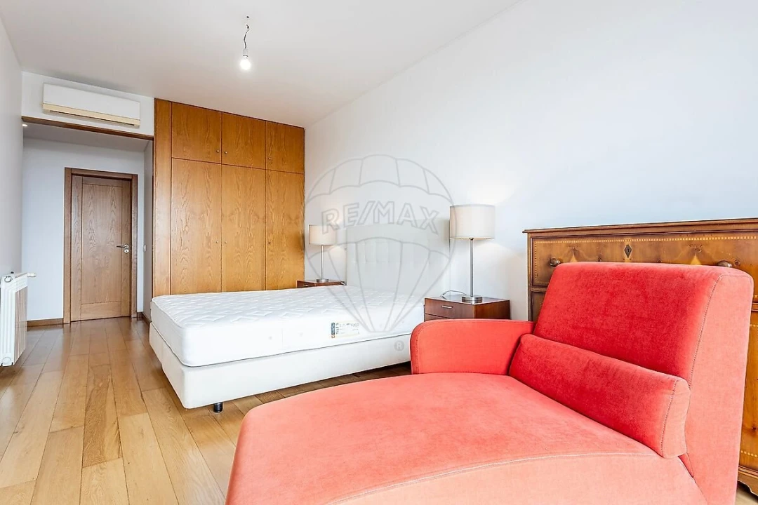 Apartamento T4 para Venda em Santa Maria e São Miguel, São Martinho, São Pedro Penaferrim Foto 38