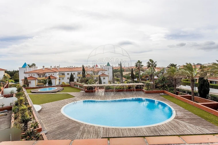 Apartamento T4 para Venda em Santa Maria e São Miguel, São Martinho, São Pedro Penaferrim Foto 12