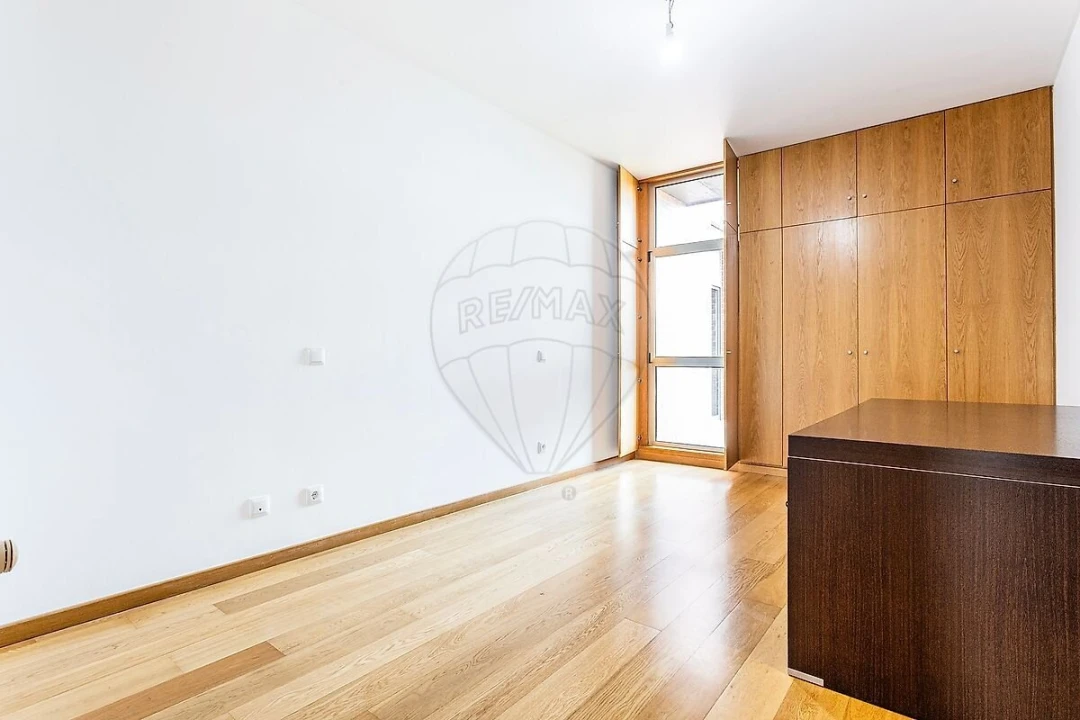 Apartamento T4 para Venda em Santa Maria e São Miguel, São Martinho, São Pedro Penaferrim Foto 23