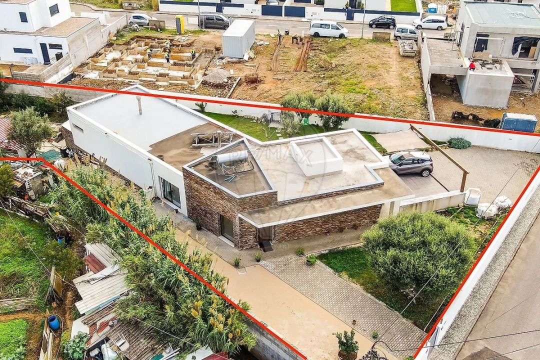 Moradia T3 para Venda em Santa Maria e São Miguel, São Martinho, São Pedro Penaferrim Foto 38