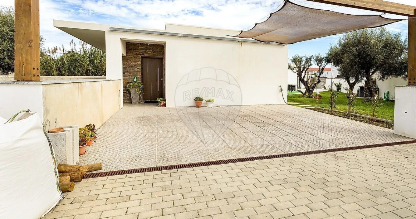 Moradia T3 para Venda em Santa Maria e São Miguel, São Martinho, São Pedro Penaferrim Foto 28