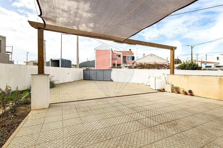 Moradia T3 para Venda em Santa Maria e São Miguel, São Martinho, São Pedro Penaferrim Foto 30