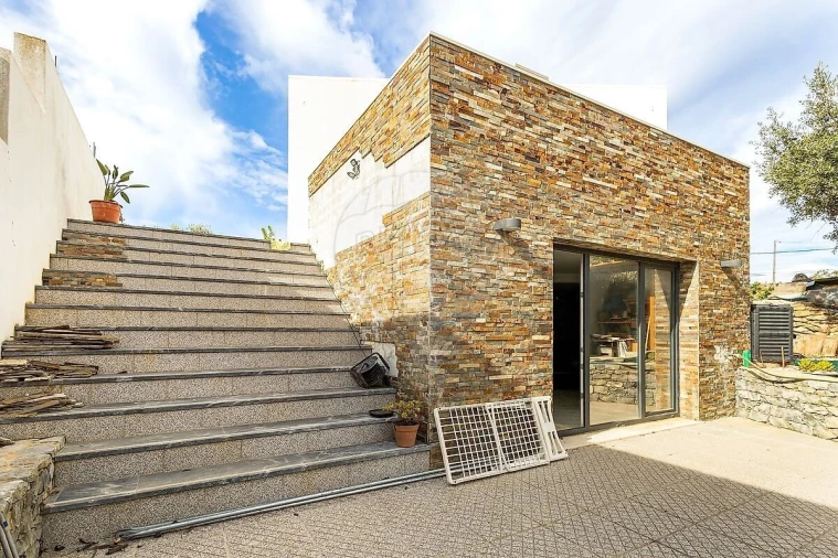 Moradia T3 para Venda em Santa Maria e São Miguel, São Martinho, São Pedro Penaferrim Foto 24