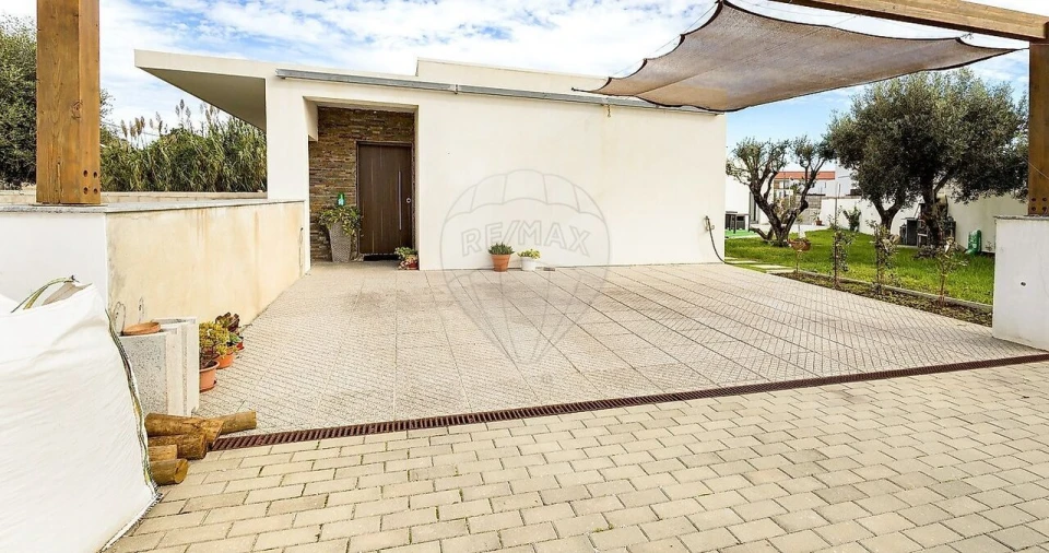 Moradia T3 para Venda em Santa Maria e São Miguel, São Martinho, São Pedro Penaferrim Foto 28