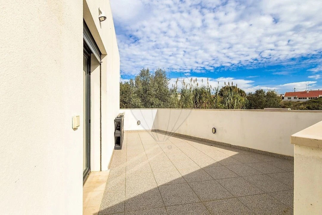 Moradia T3 para Venda em Santa Maria e São Miguel, São Martinho, São Pedro Penaferrim Foto 17