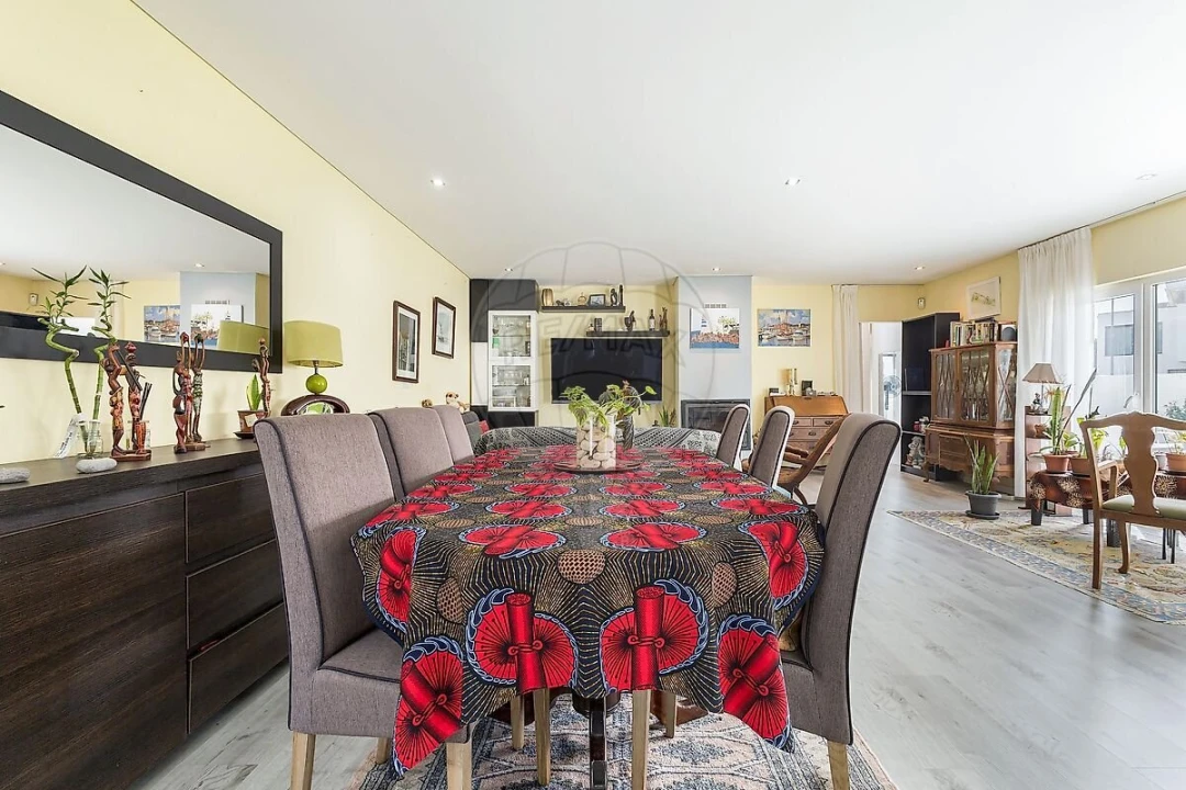 Moradia T3 para Venda em Santa Maria e São Miguel, São Martinho, São Pedro Penaferrim Foto 4