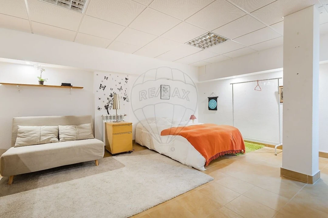 Moradia T4 para Venda em Santa Maria e São Miguel, São Martinho, São Pedro Penaferrim Foto 25