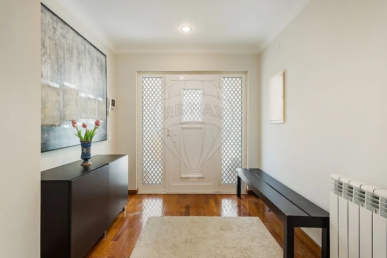 Moradia T4 para Venda em Santa Maria e São Miguel, São Martinho, São Pedro Penaferrim Foto 27