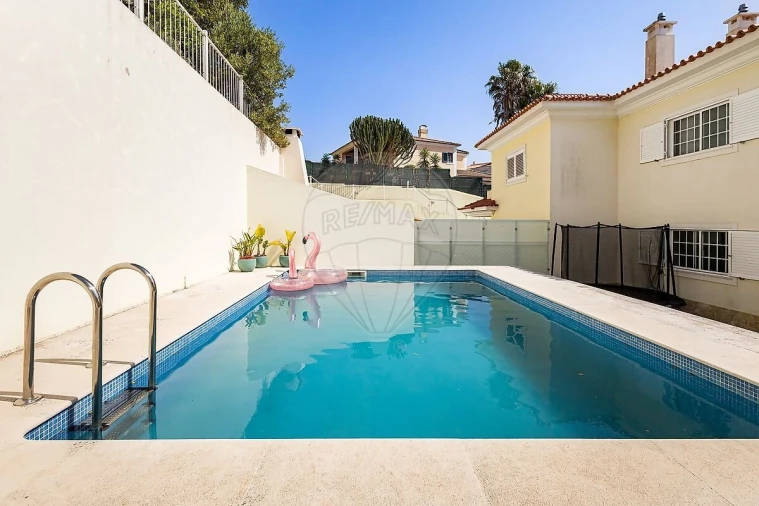 Moradia T4 para Venda em Santa Maria e São Miguel, São Martinho, São Pedro Penaferrim Foto 31