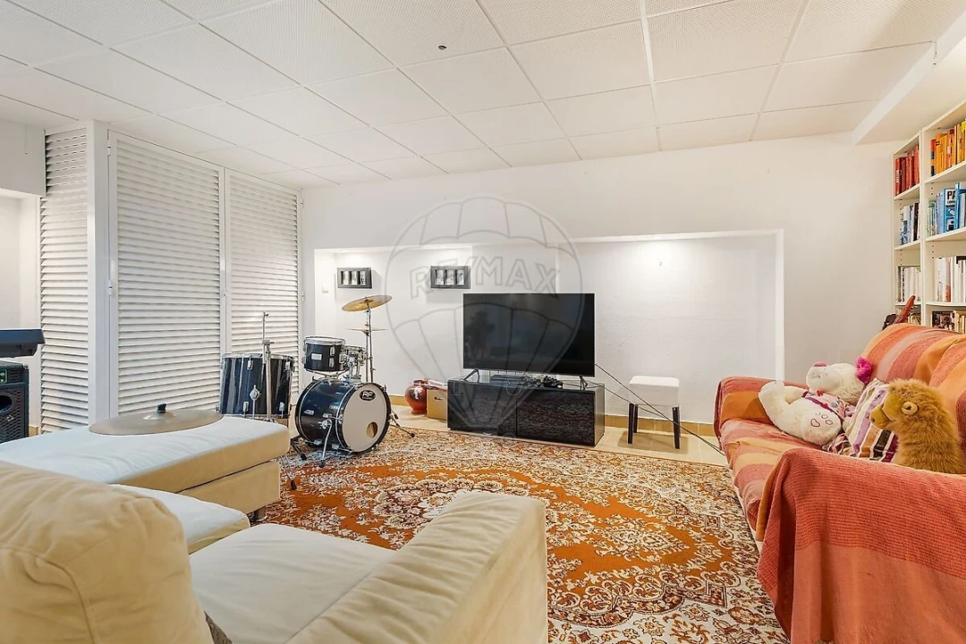 Moradia T4 para Venda em Santa Maria e São Miguel, São Martinho, São Pedro Penaferrim Foto 24