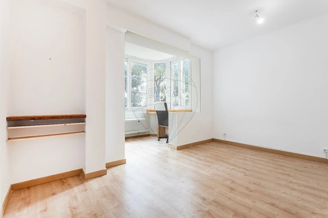 Apartamento T2 para Venda em Cascais e Estoril Foto 11