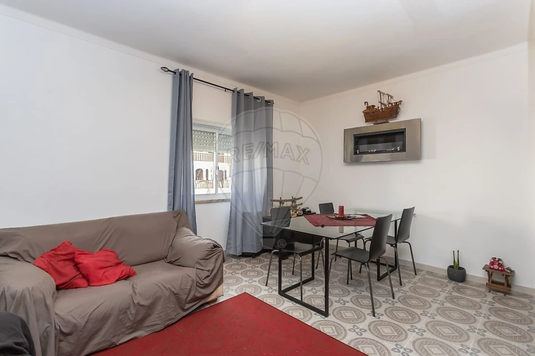 Apartamento T2 para Venda em Baixa da Banheira e Vale da Amoreira Foto 4