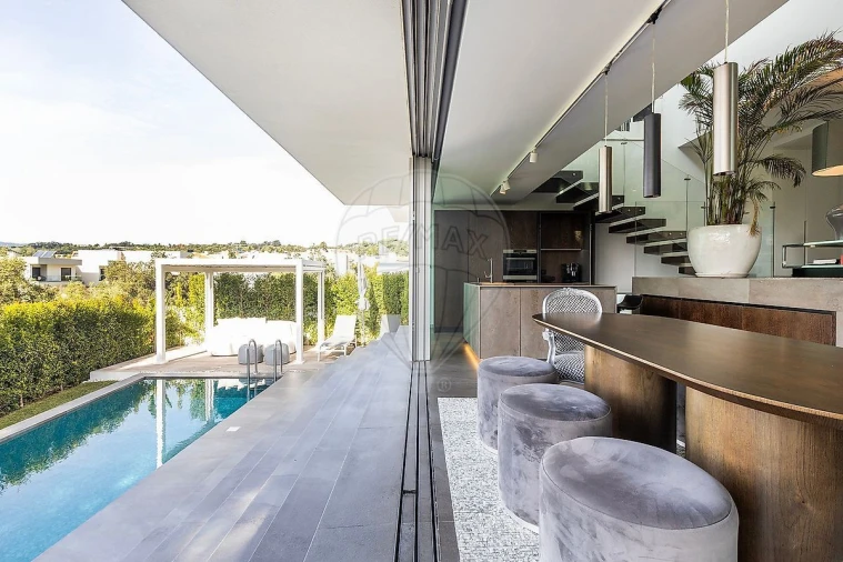 Moradia T3 para Venda em Cascais e Estoril Foto 1