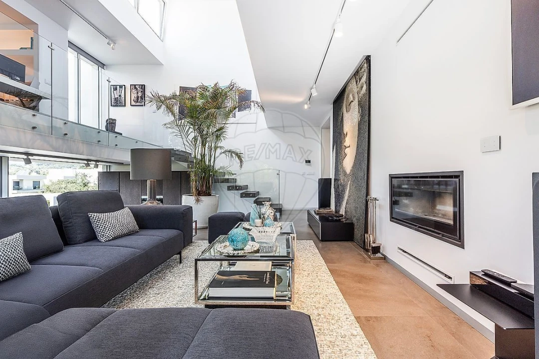 Moradia T3 para Venda em Cascais e Estoril Foto 5