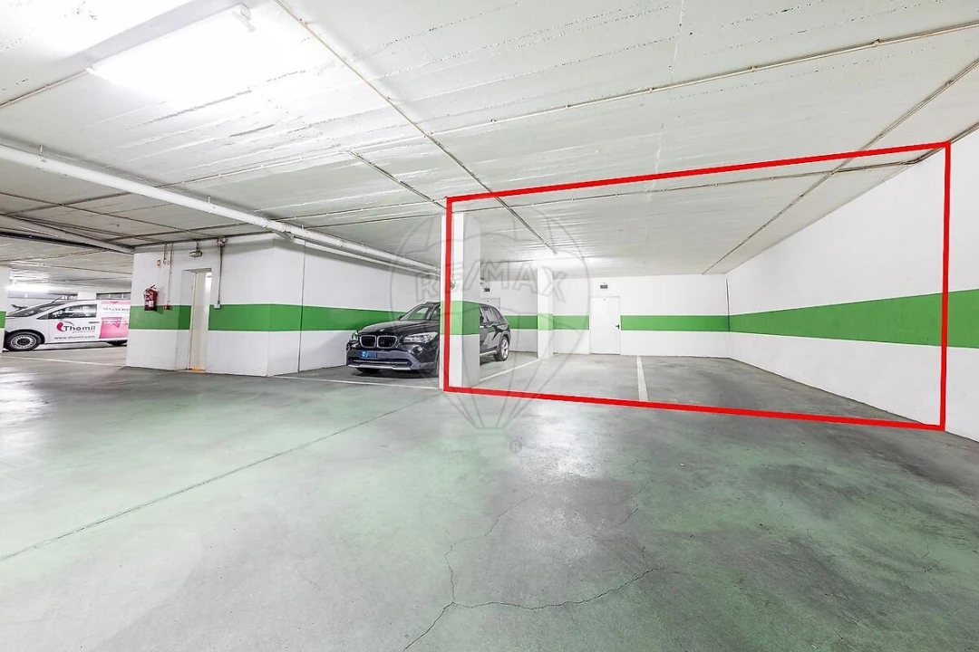 Apartamento T4 para Venda em Santa Maria e São Miguel, São Martinho, São Pedro Penaferrim Foto 30