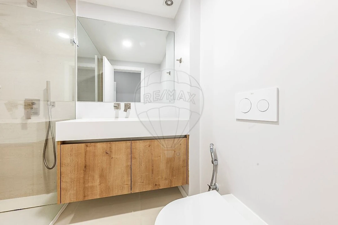 Apartamento T4 para Venda em Santa Maria e São Miguel, São Martinho, São Pedro Penaferrim Foto 20