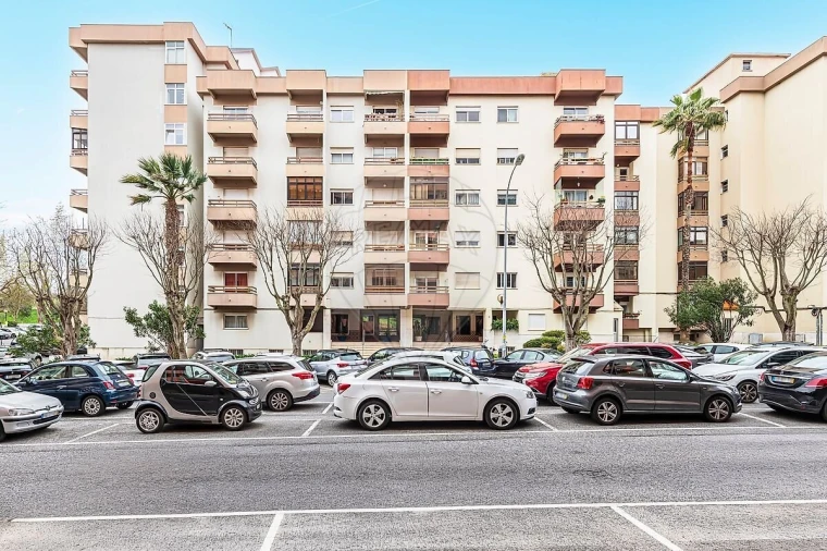 Apartamento T3 para Venda em Oeiras e São Julião da Barra, Paço de Arcos e Caxias Foto 5