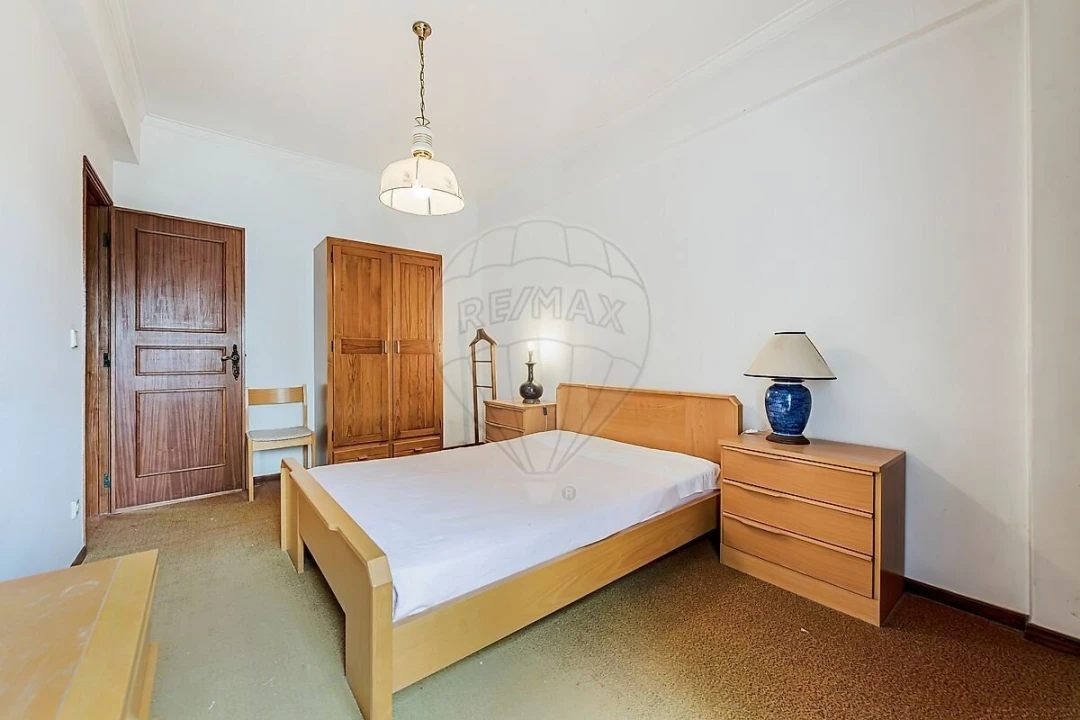 Apartamento T3 para Venda em Oeiras e São Julião da Barra, Paço de Arcos e Caxias Foto 11