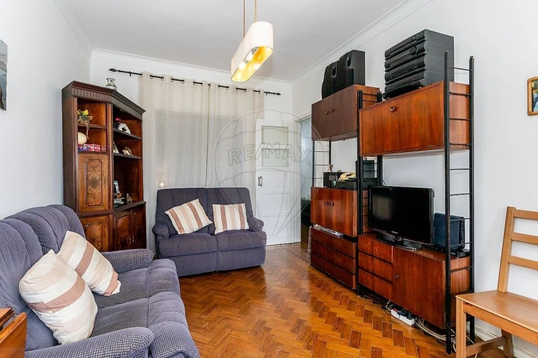 Apartamento T2 para Venda em Moscavide e Portela Foto 2
