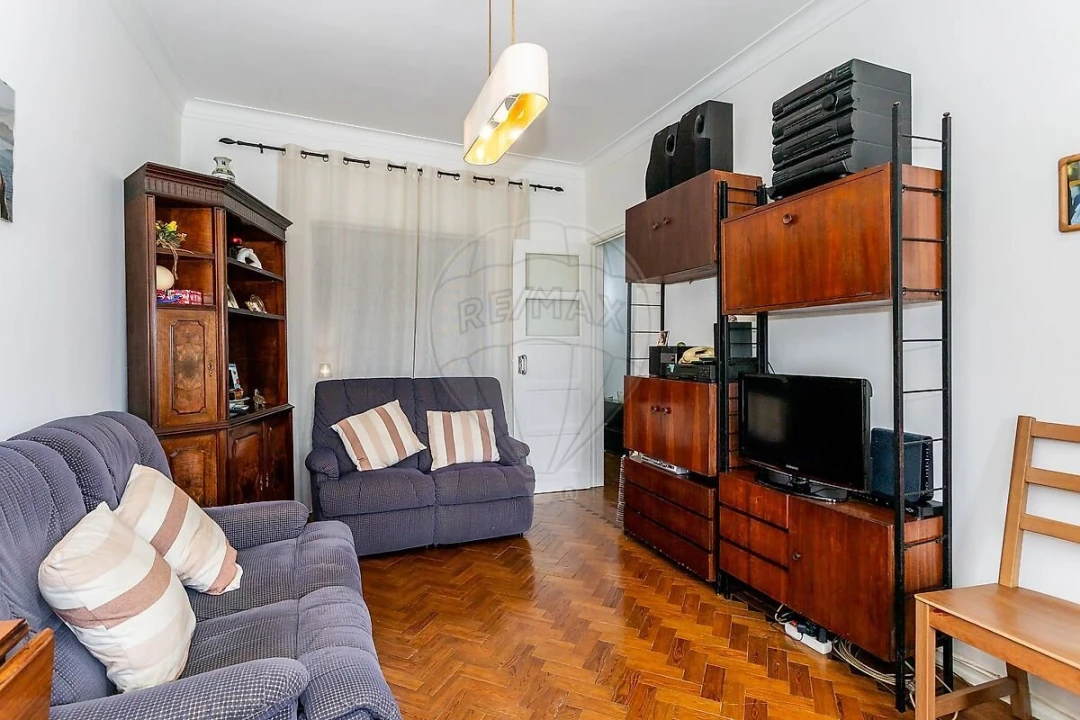 Apartamento T2 para Venda em Moscavide e Portela Foto 2